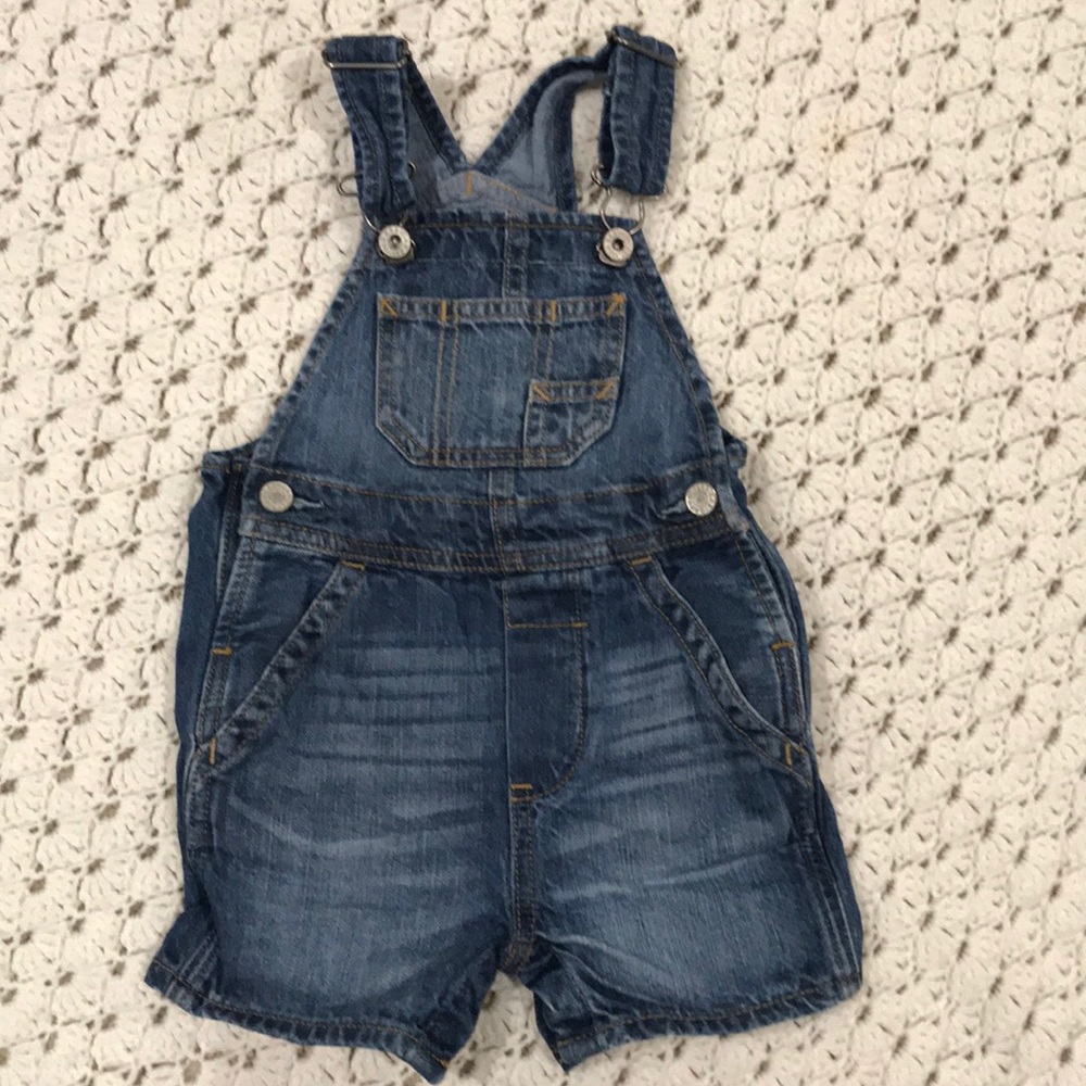 Baby Gap girl shortalls